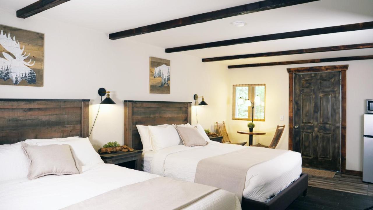 Paradise Village Hotel Ashford