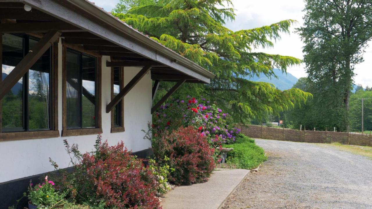 Paradise Village Hotel
