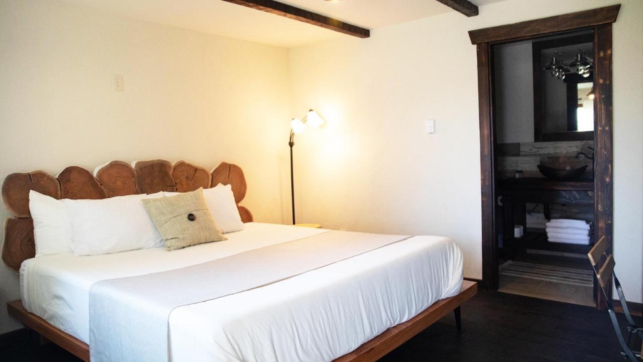 Hotel Paradise Village